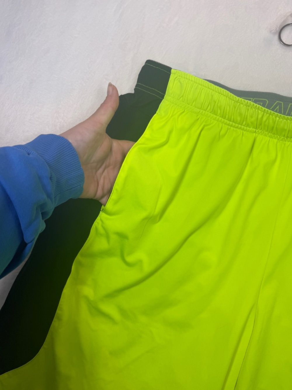 Nike Dri Fit Shorts Mens Size XL Yellow Swim Trunks Athletic Lightweight - Picture 3 of 6